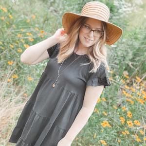 Meet your Posher, Lauri